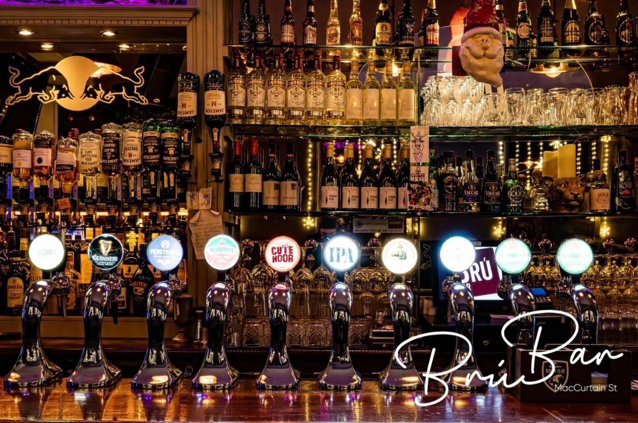 Bru Bar & Hostel Cork Ngoại thất bức ảnh