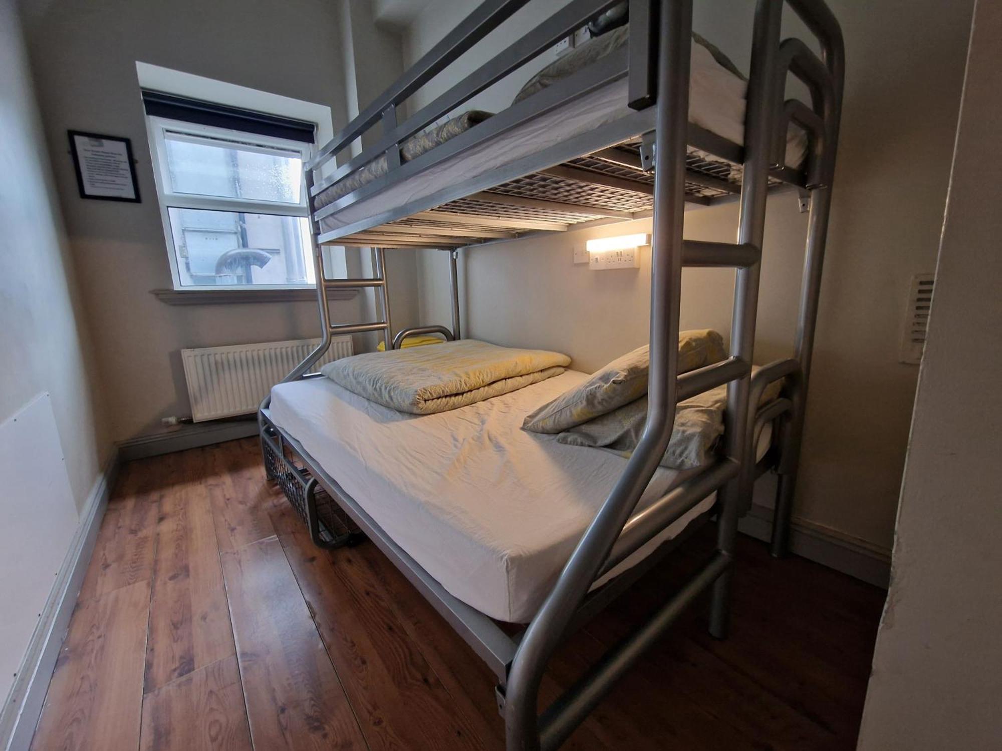 Bru Bar & Hostel Cork Ngoại thất bức ảnh